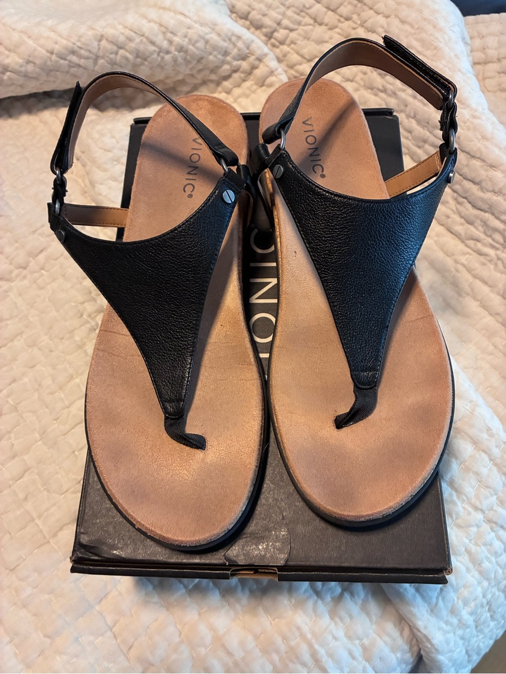 Vionic Black Leather T-Strap Slingback Sandals